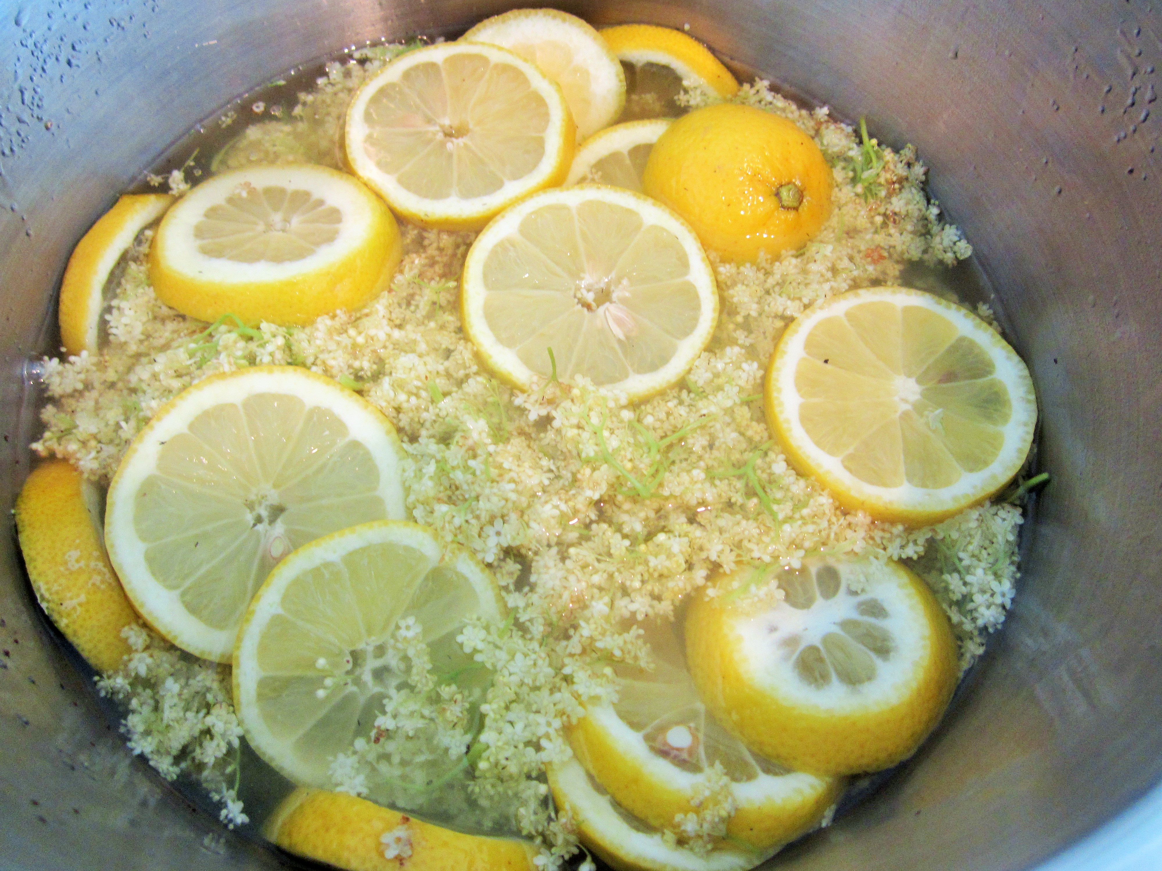 Hyldeblomstsaft